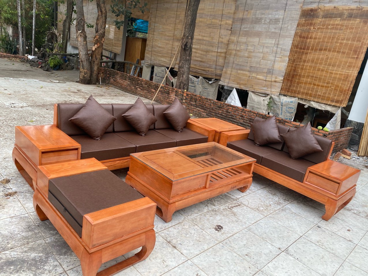 Bàn ghế phòng khách sofa gỗ Chân cong 2 văng